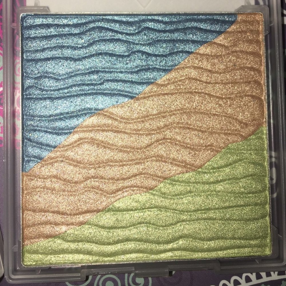 Mary Kay - Garden Sky‎ Trio Eyeshadow Palette